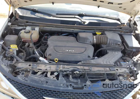 2017 Chrysler Pacifica Touring-L из США, поврежденный, VIN 2C4RC1BG6HR552974